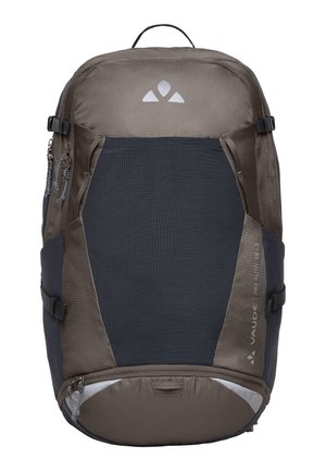 VauDe rugzak met een mix van bruine en donkergrijze materialen, textuurstof, gladde accenten, dubbele zijzakken en duurzame ritsen.