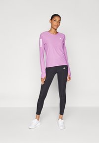 adidas Performance Maglietta a manica lunga - preloved purple