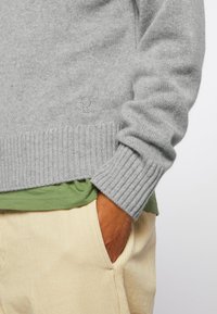 Rodier CASHMERE TURTLENECK SWEATER. - Strickpullover - gris perle