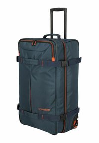 Valise à roulettes bleu marine en tissu avec des accents orange, dotée d'une poignée extensible, de sangles réglables et d'une poche zippée à l'avant.