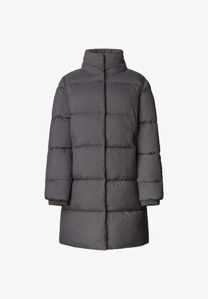 Dunkelgraue Pufferjacke mit hohem Kragen, horizontalem Steppmuster, langen Ärmeln und elastischen Bündchen. Leicht und isoliert.