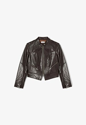 Mørkebrunt læderjakke med frontlynlås, stående krave med trykknap og to diagonale lynlåslommer.