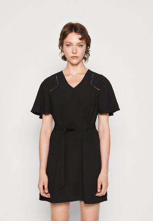 JDY JDYEMILIE V-NECK BELT DRESS - Φόρεμα ημέρας - black