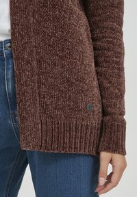 Oxmo OXElisabet - Cardigan - dark cinnamon