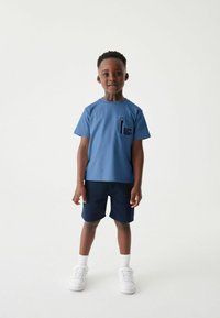 Baker by Ted Baker ZIP  REGULAR FIT - Apdrukāts T-krekls - blue