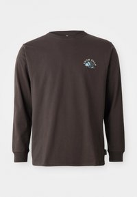 Unselected, dark brown