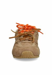 Suede sneaker in light brown with orange and white patterned laces. Features a textured design and durable rubber sole.