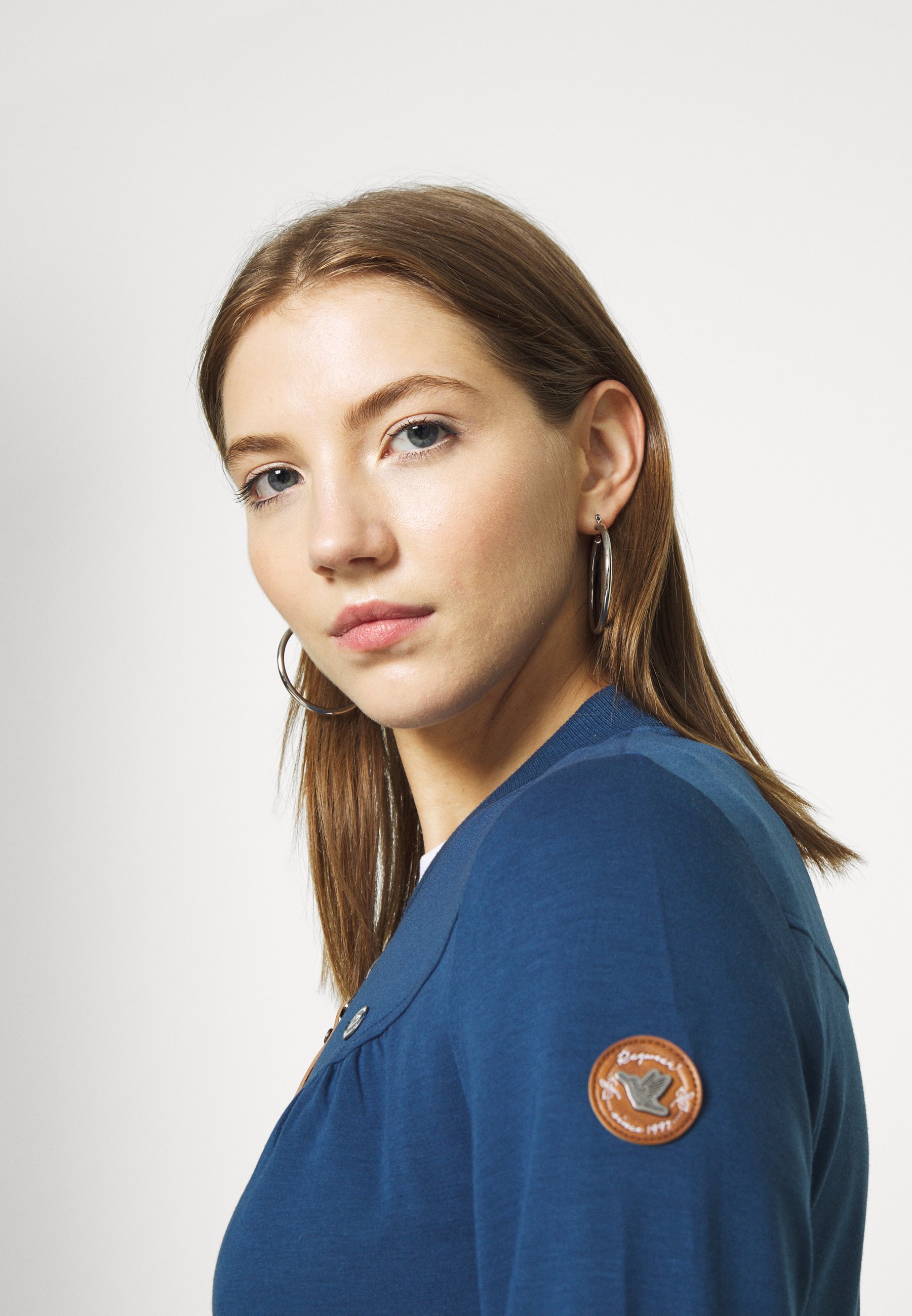 Ragwear KENIA Sweatjacke denim blue Zalando.at Ragwear KENIA Sweatjacke denim blue Zalando.at