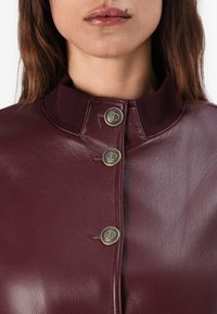 TWINSET COATED  - Leather jacket - winetasting