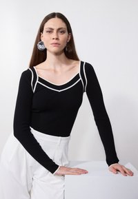 Anna Field by Zalando - Jumper - black Thumbnail Image 1