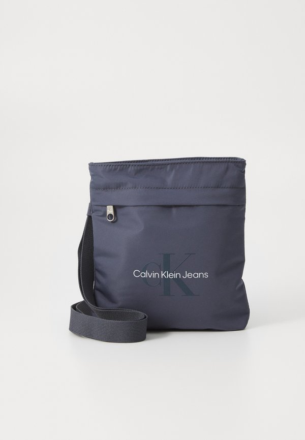 SPORT ESSENTIALS FLATPACK - Cross body bag