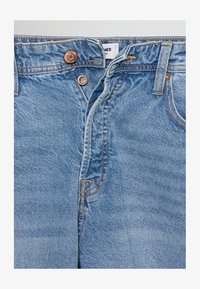 Δεν επιλέχθηκε, blue denim
