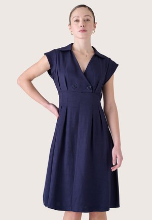 Camomilla Italia Skjortekjole - blue