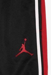 Jordan Pantalones deportivos - black