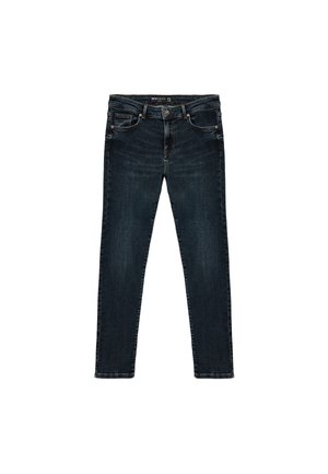 Slim-fit donkerblauwe denim jeans met vijf zakken, ritsluiting en contrasterende stiksels. Gladde textuur, geen patronen of versieringen.