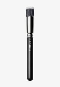 MAC 130S børste med syntetiske børster, svart håndtak og krom-ferrule. Børstehode er flatt og tett, ideelt for blanding og påføring av sminke.