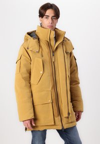 Thumbnail Image 6