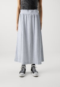 Vero Moda VMBERTA PIA CALF SKIRT - Fustă în formă de A - snow white stripeschina blue