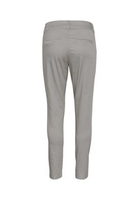 Šedé slim-fit kalhoty s hladkým povrchem, mají zapínání na knoflík, dvě zadní kapsy a zúžené nohavice.
