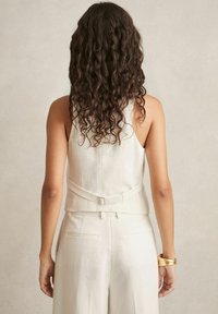 Reiss REGULAR FIT - DEVON BLEND BUTTON THROUGH - Chaleco - white