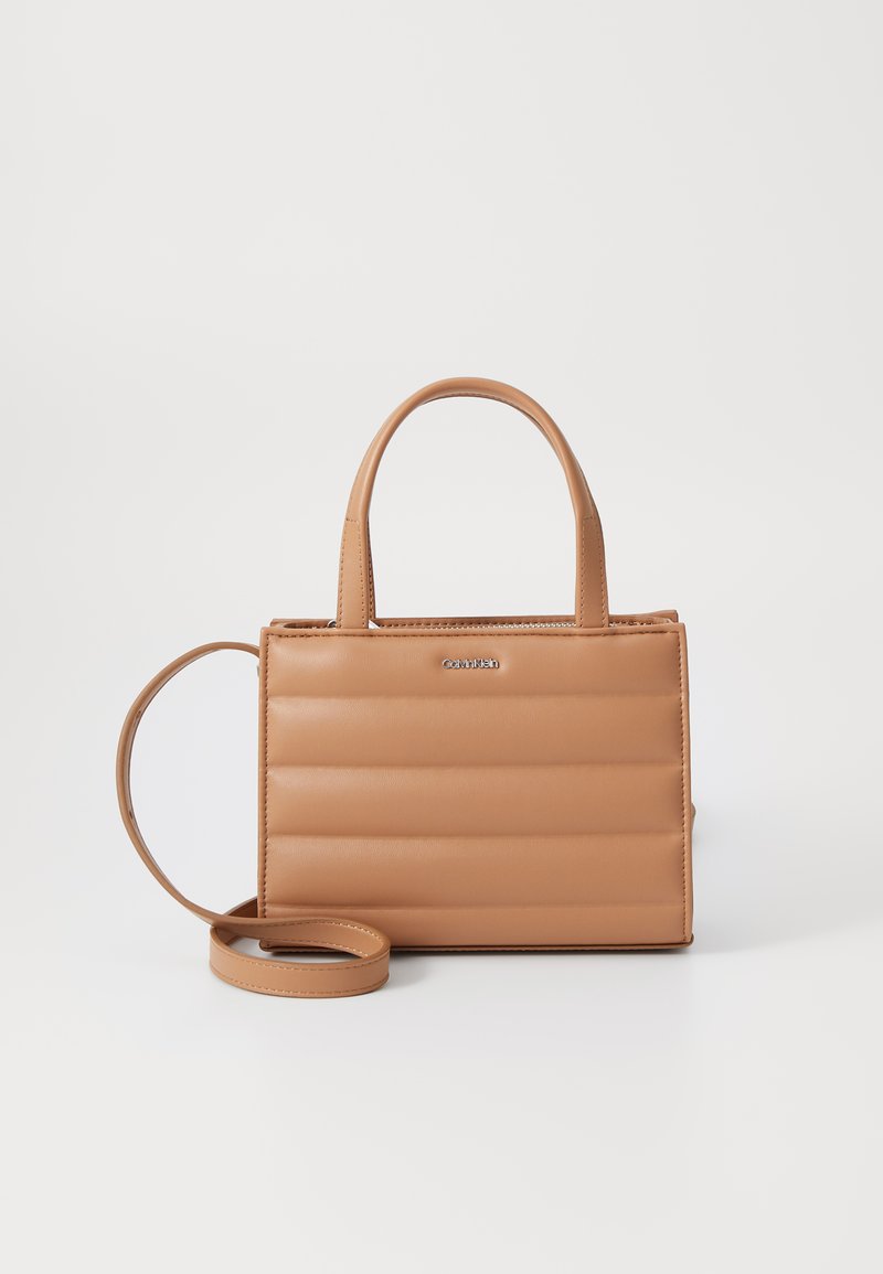 Calvin Klein LINE QUILT MINI TOTE - Borsa a mano - lion