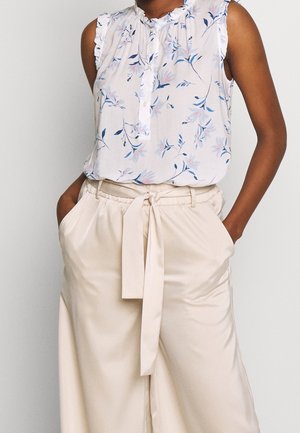 Blouse - white