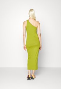 Vero Moda Tall VMUDAVA ONE SHOULDER DRESS  - Vestido de malha - woodbine