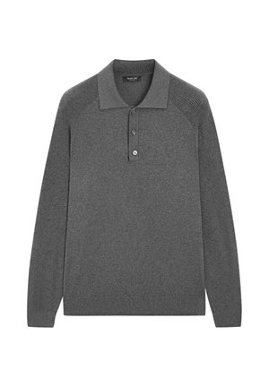 Grijs poloshirt met lange mouwen van zachte stof, voorzien van een klassieke kraag, drie knopen en geribbelde accenten op de schouders.