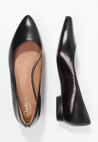 Clarks Klasické baleríny  - black