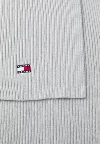 Tommy Jeans HERITAGE UNISEX - Cachecol - silver grey