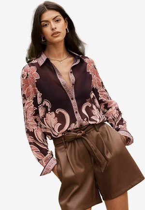 REGULAR FIT - Blúzka so zapínaním na gombíky - purple