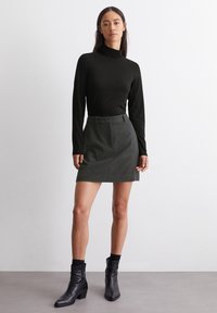 Marc O'Polo REGULAR - Ilgarankovis viršutinės dalies drabužis - black
