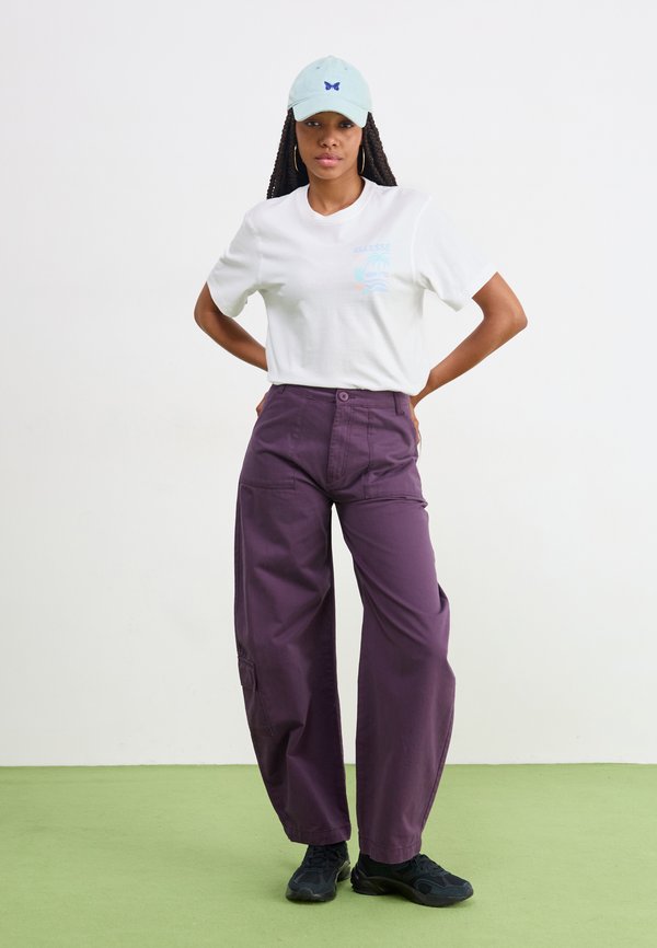 ROCKLEY TEE - Basic T-shirt3