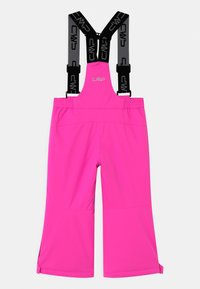 Macacões impermeáveis rosa com alças pretas ajustáveis. Apresentam uma textura suave, pernas largas e um logótipo na frente.