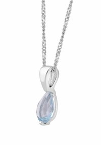 Naszyjnik ze srebra próby 925 z zawieszką w kształcie gruszki, ozdobioną jasno niebieskim, fasetowanym kamieniem szlachetnym o gładkim, polerowanym wykończeniu. Łańcuszek jest ogniwkowy i błyszczący.