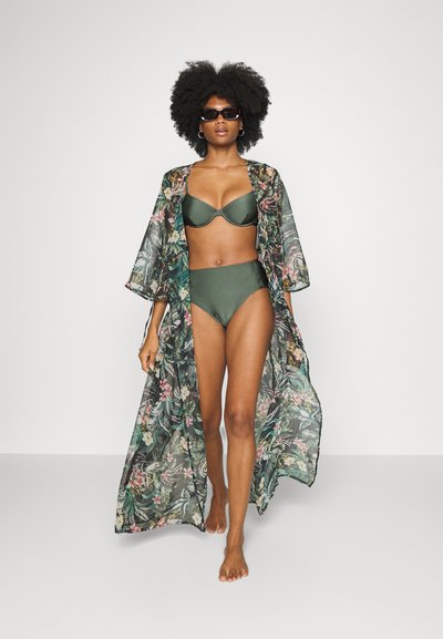 Filippa K SHIMMER UNDERWIRE  - Parte de cima de biquíni - pale green
