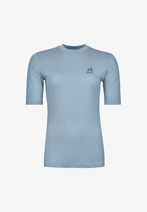 Helles blaues T-Shirt mit kurzen Ärmeln aus weichem Stoff. Verfügt über einen runden Ausschnitt und ein kleines dunkelblaues Logo im linken Brustbereich.