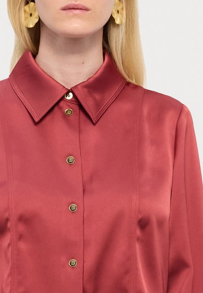 Stine Goya Blouse - raspberry