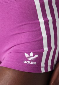 adidas Originals Bikses - purple