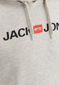 Jack & Jones JJECORP LOGO - Jersey con capucha - white melange