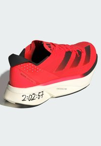 adidas Performance ADIOS PRO - Hardloopschoenen voor op de weg - solar red   core black   better scarlet