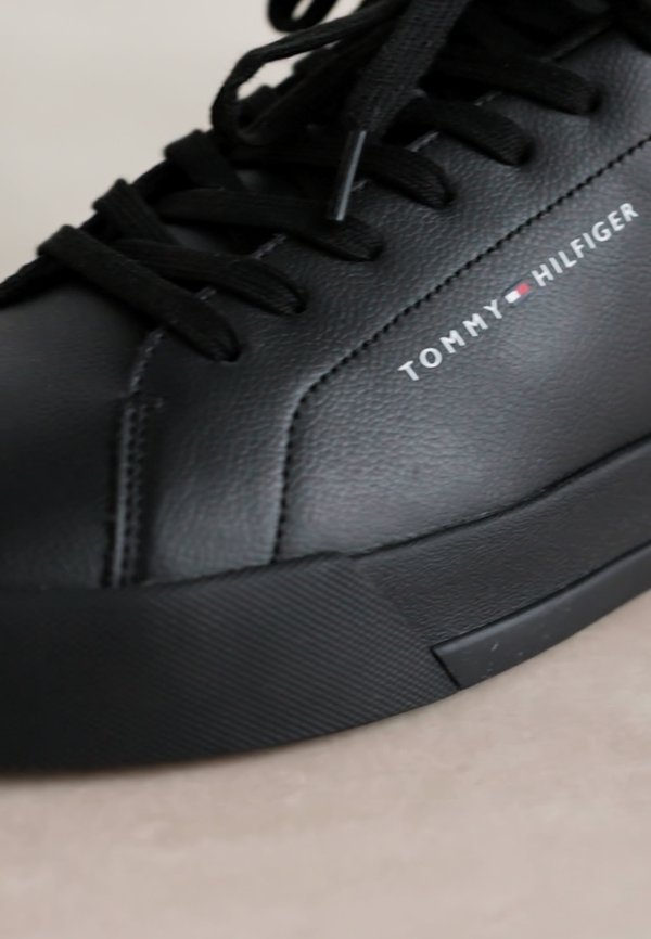 TH COURT GRAIN ESS - Trainers4