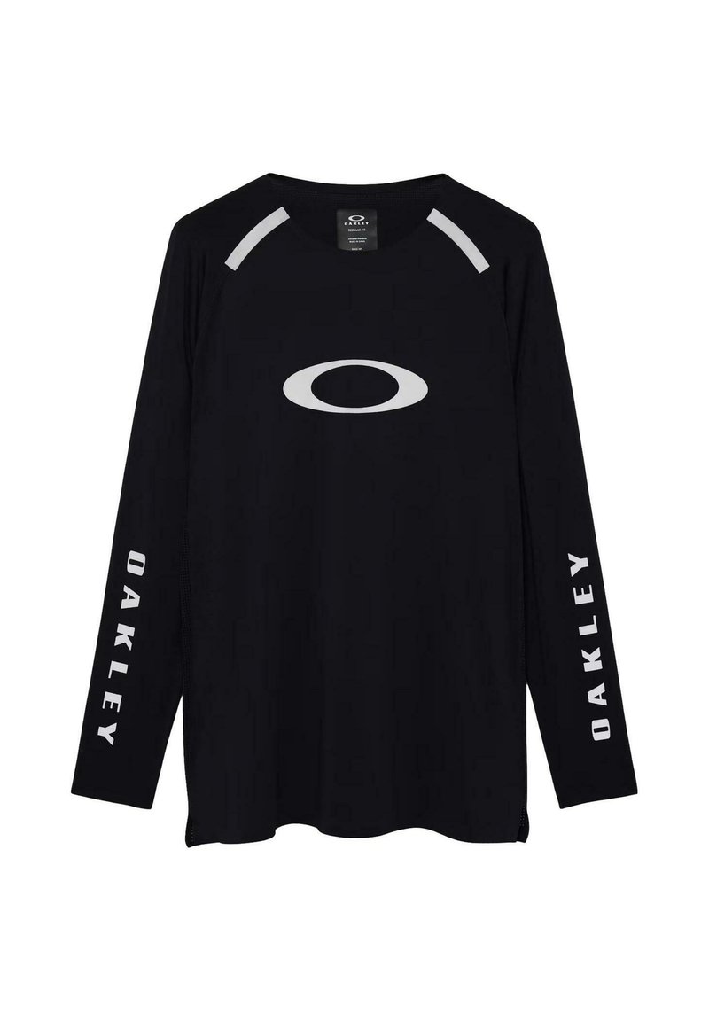 Chemise Oakley noire à manches longues avec logo blanc sur la poitrine et texte "OAKLEY" sur les deux manches, deux bandes blanches près des épaules.