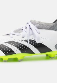 adidas Performance PREDATOR ACCURACY 3 - Voetbalschoenen voor harde ondergrond - footwaer white/core black/lucid lemon