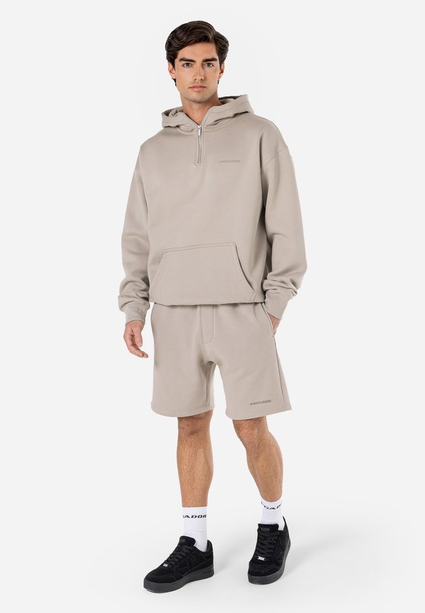 LOGO - Shorts - washed dark stone gum2