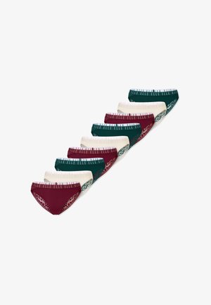 Zestaw ośmiu damskich majtek typu hipster w kolorach bordowym, zielonym i kremowym, z gumkami w pasie z logo oraz koronkowymi wstawkami po bokach.