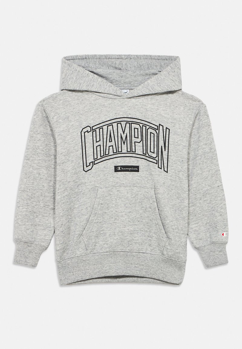 Sweat à capuche gris avec une grande inscription "Champion" en noir, poche kangourou à l'avant, et poignets et ourlet côtelés.