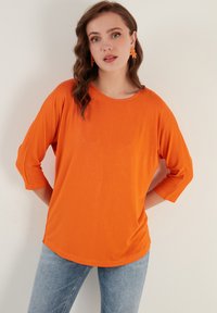 LELA CREW NECK  - Langarmshirt - orange