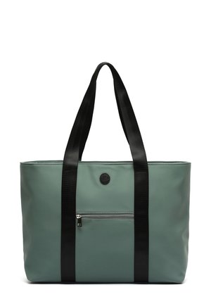 Grande borsa tote verde menta con manici neri, tasca anteriore con zip, texture liscia e opaca, e una patch con il logo sul davanti.