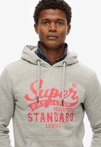 Superdry & Co STANDARD SCRIPT - Jersey con capucha - grey marl